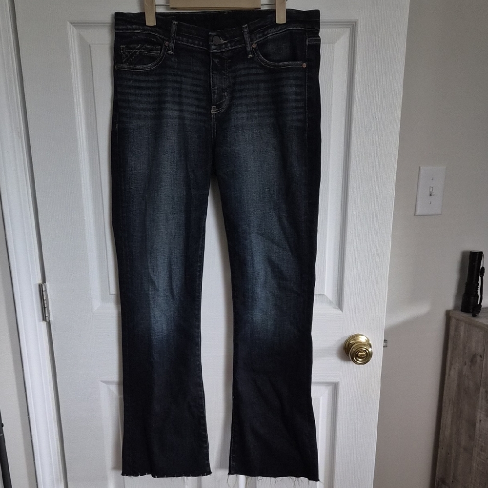 Buckle Women's Dark Wash Straight Leg Jeans